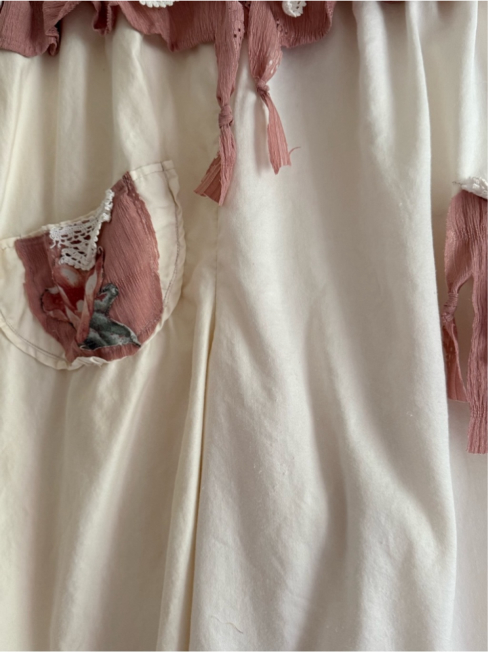 Handmade upcycled wearable art boho bloomers featuring a cream and dusty rose pa - Picture 5 of 14